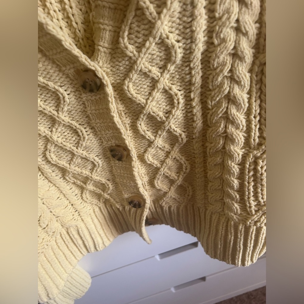Hazel Moon Cozy Yellow Cable Big Button Hooded Knit Cardigan - Picture 10 of 12